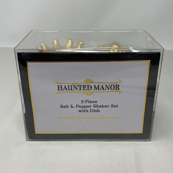 3-piece Haunted Manor Ceramic King & Queen Skull Salt & Pepper Shakers new - Picture 7 of 16